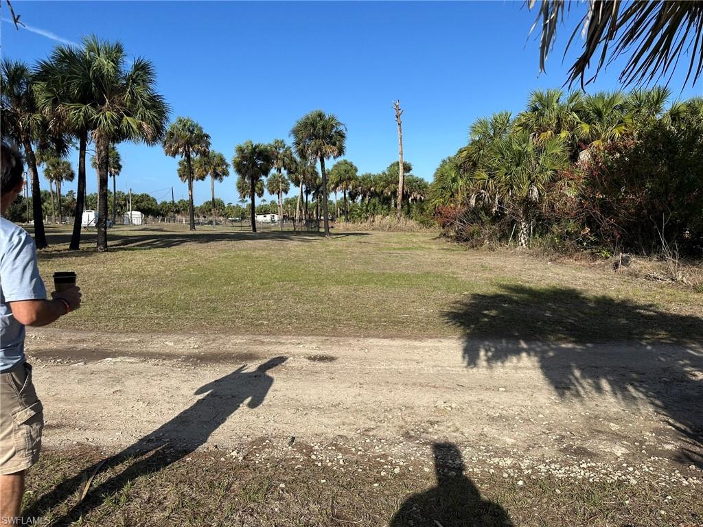 ACREAGE HEADER - Land