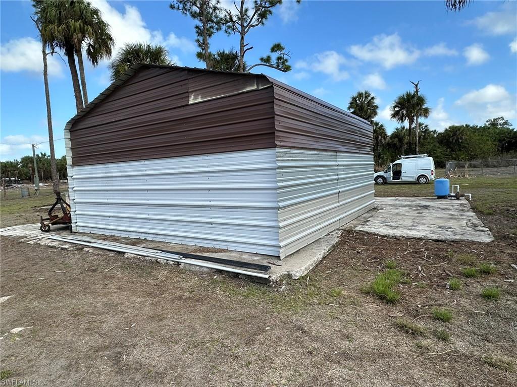 ACREAGE HEADER - Land