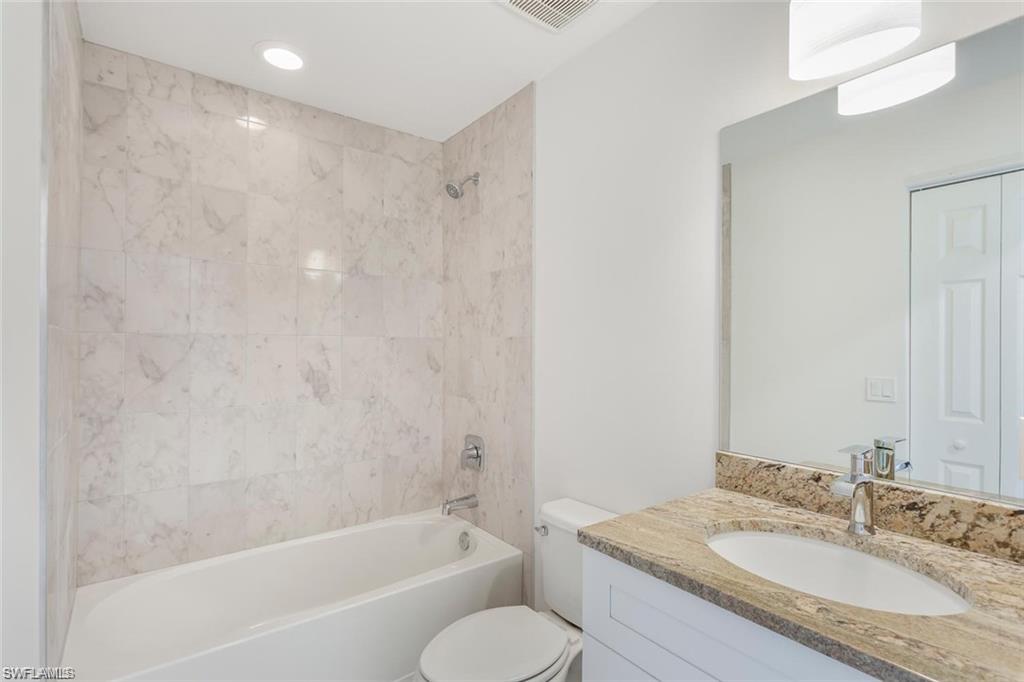 SAN CARLOS PARK - Residential