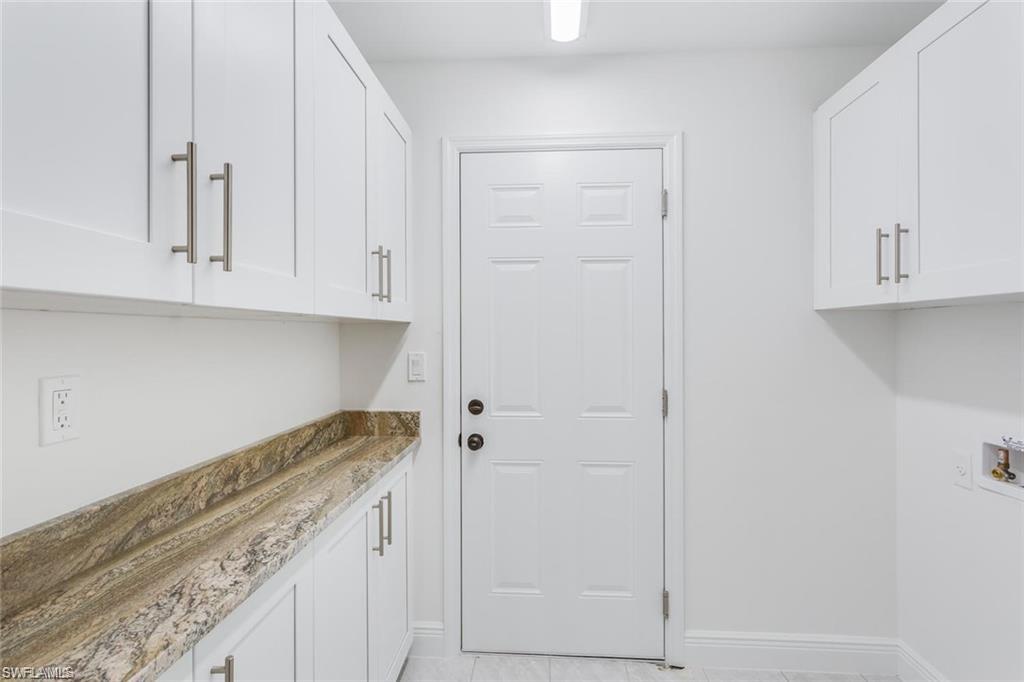 SAN CARLOS PARK - Residential