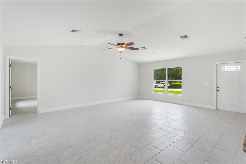 SAN CARLOS PARK - Residential