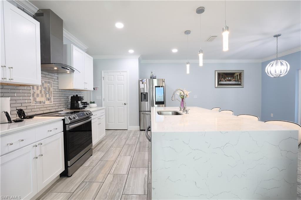 COTTAGE SITES OF USEPPA - Residential