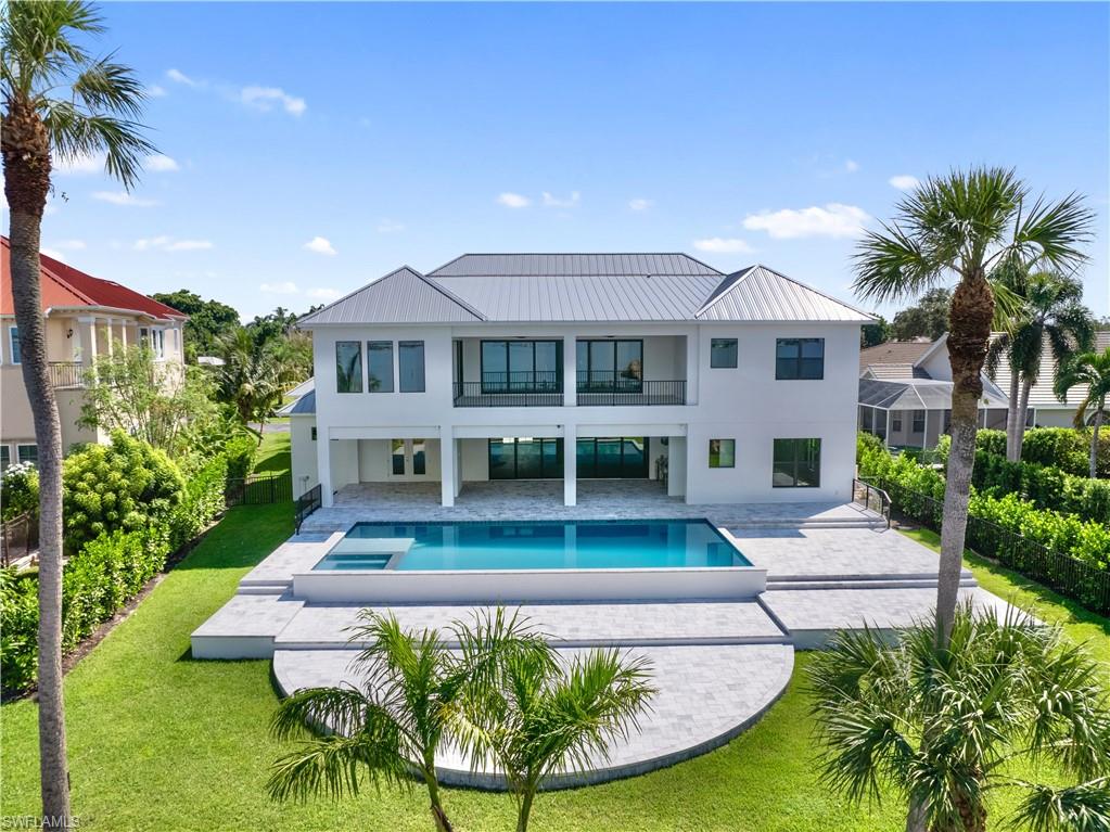 MAGNOLIA POINTE - Residential