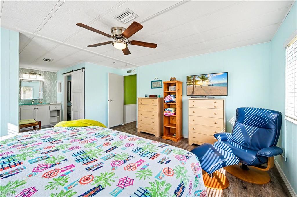 SIX LAKES COUNTRY CLUB - Residential