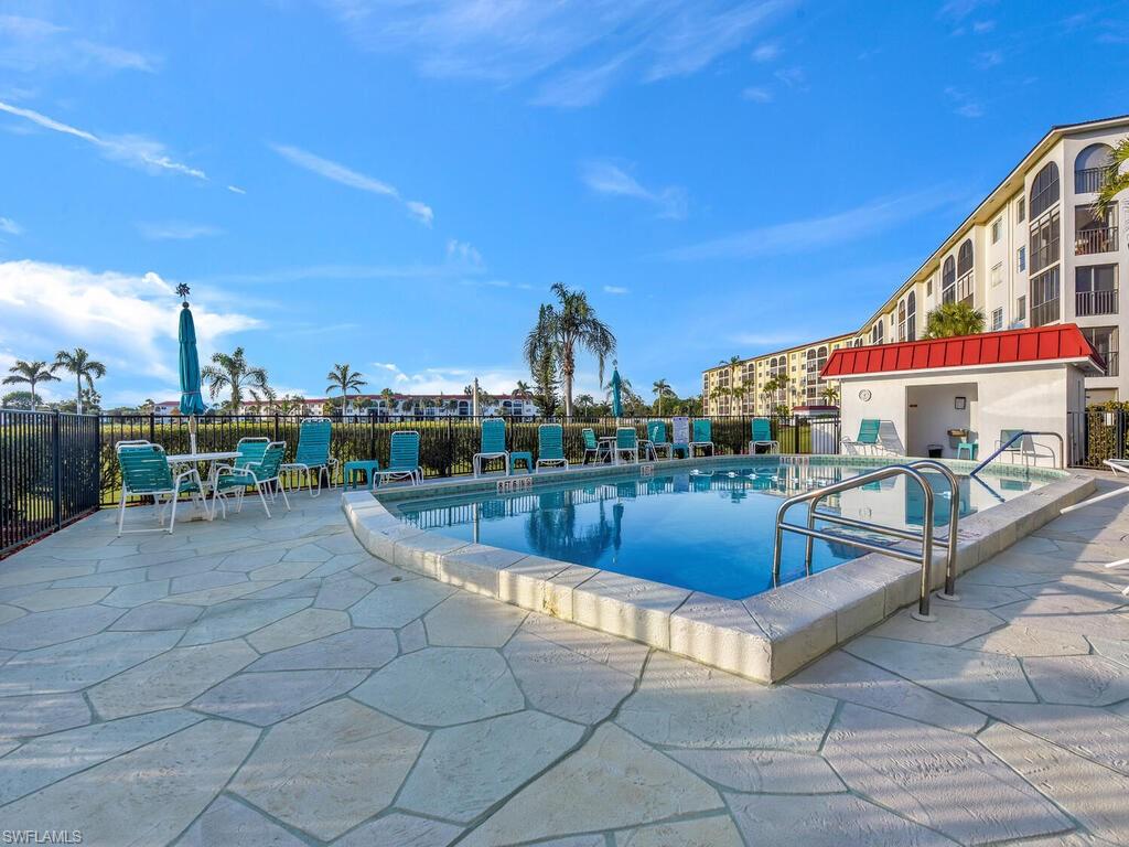 HIGH POINT COUNTRY CLUB - Residential