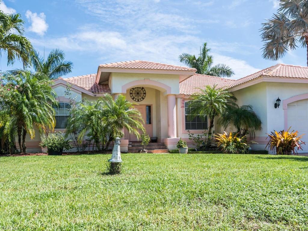 MARCO BEACH - Residential