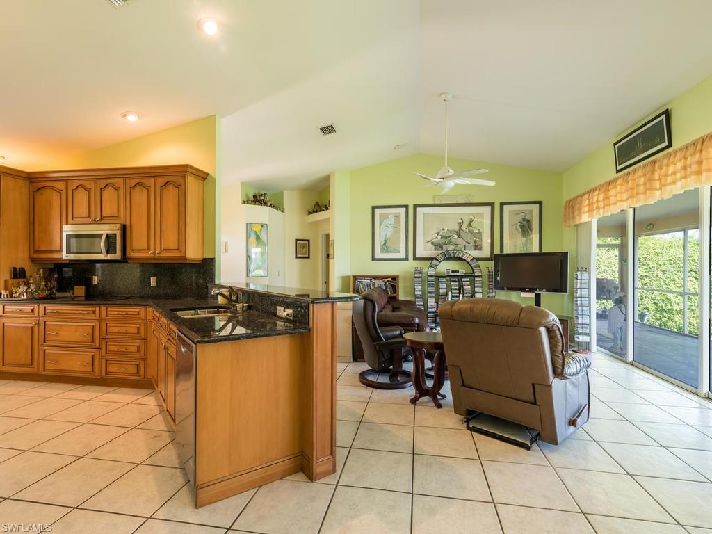 MARCO BEACH - Residential