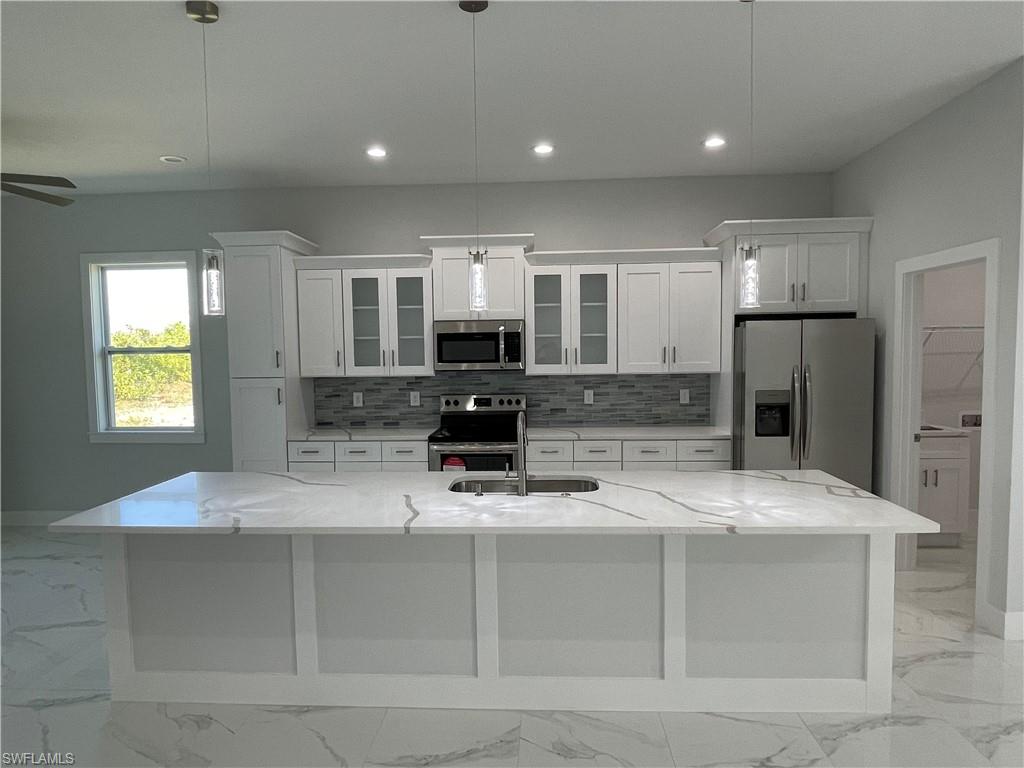 CAPE CORAL - Residential Lease