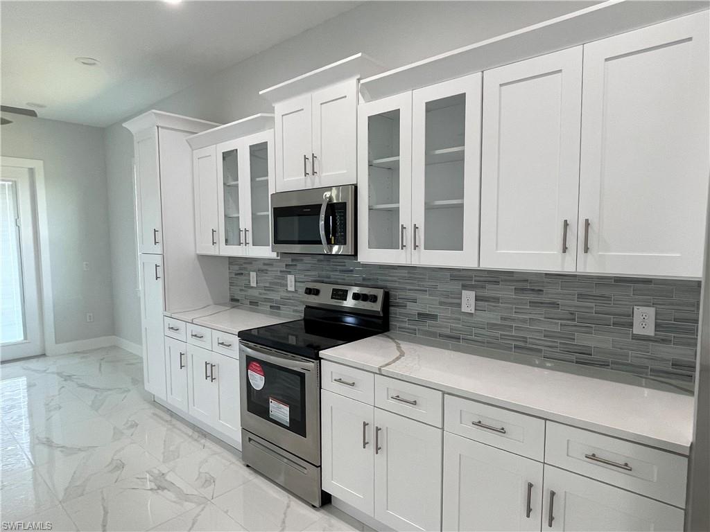 CAPE CORAL - Residential Lease