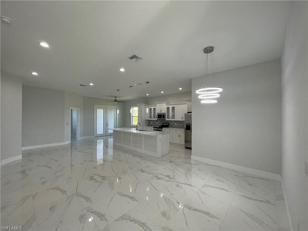 CAPE CORAL - Residential Lease