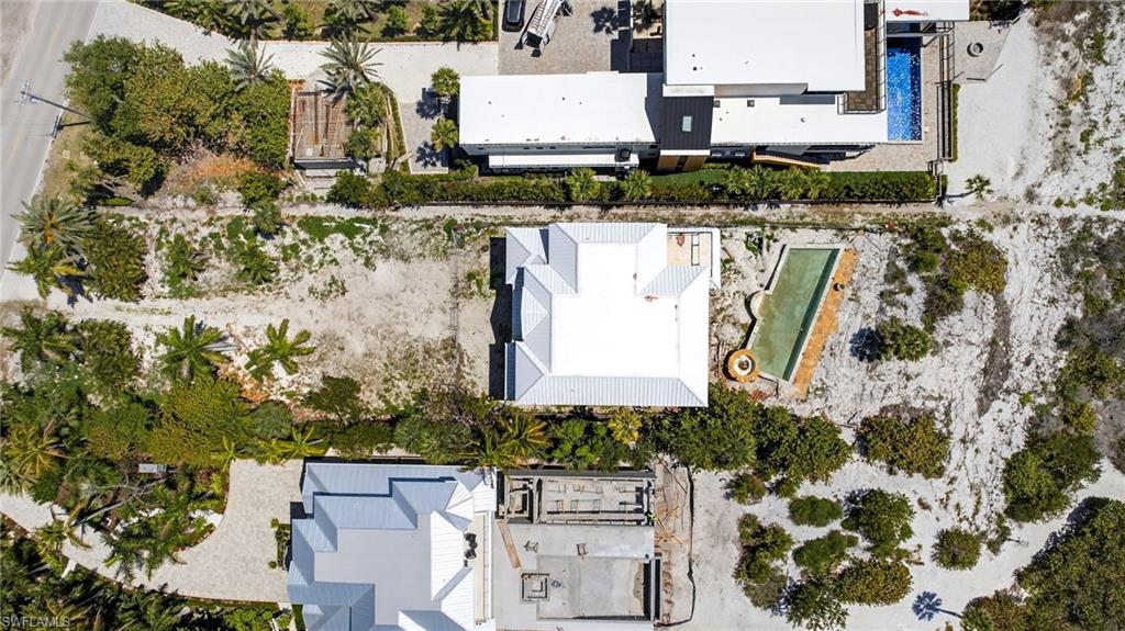 METES AND BOUNDS - Land