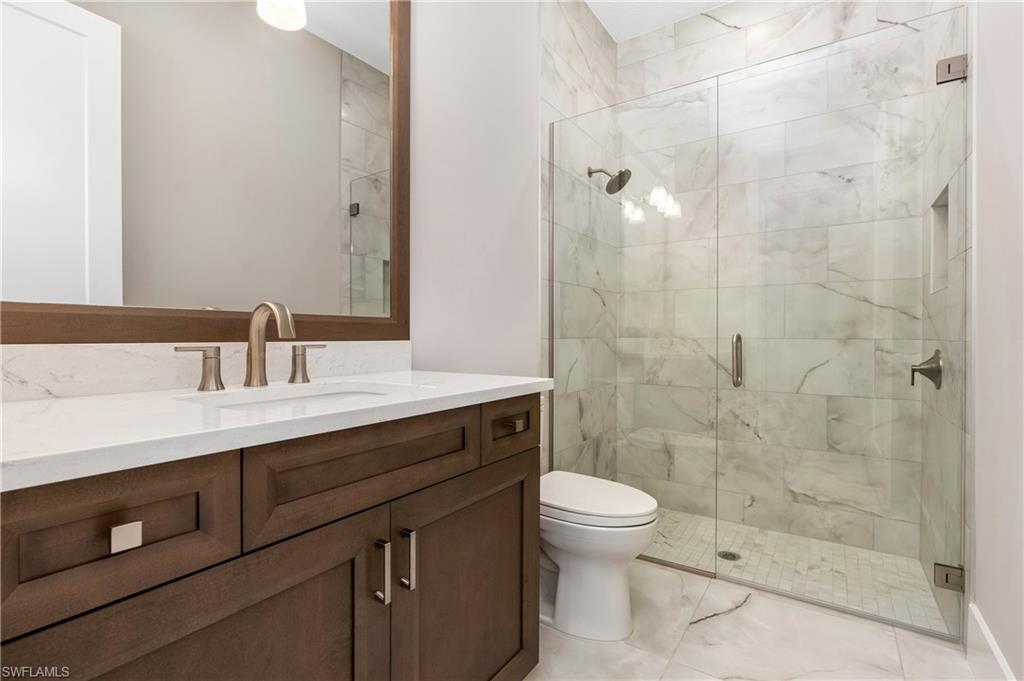 CAYMAS - Residential