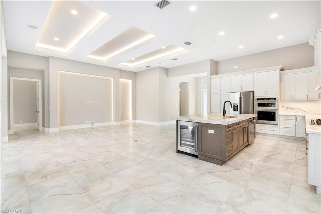 CAYMAS - Residential