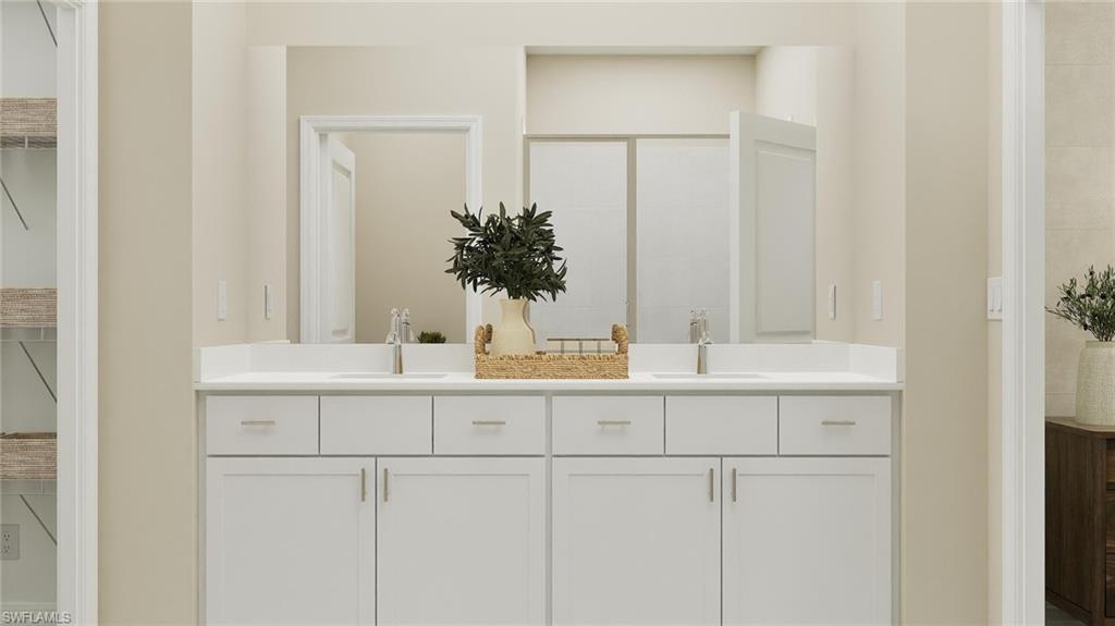 HAMPTON LAKES - Residential