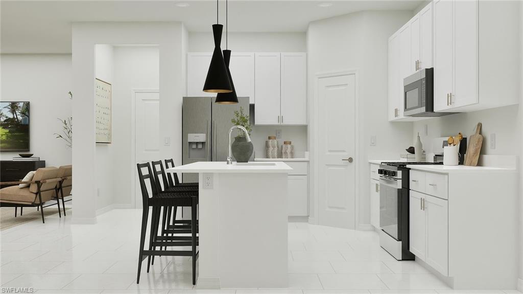 HAMPTON LAKES - Residential