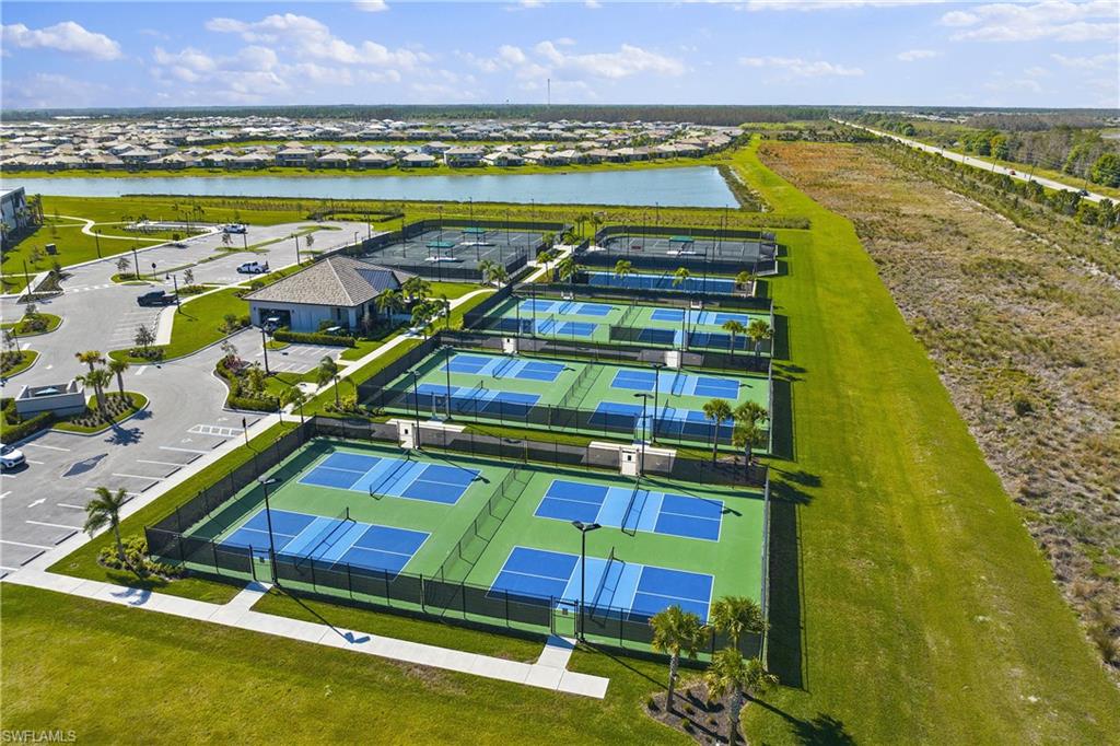 VERDANA VILLAGE - Residential