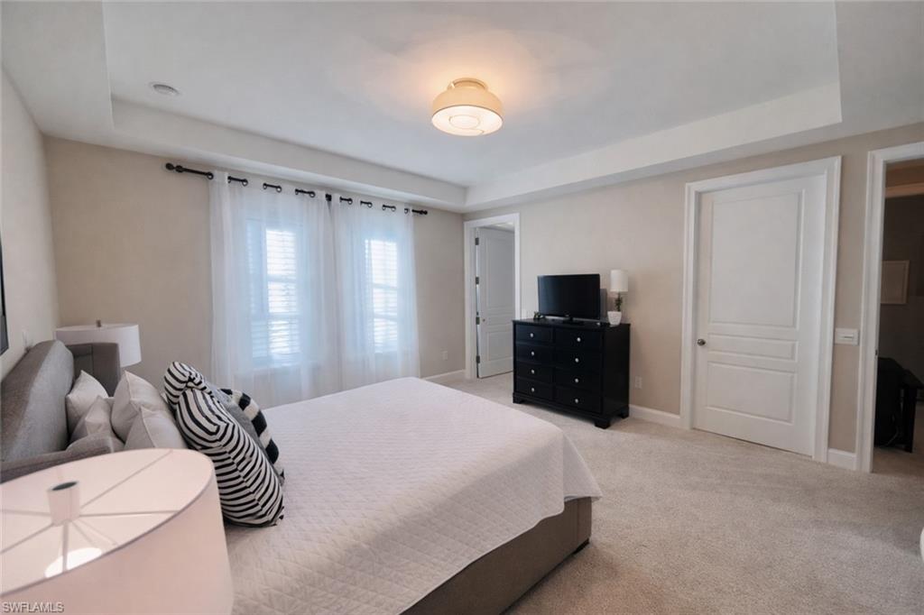 MARQUESA ROYALE - Residential Lease