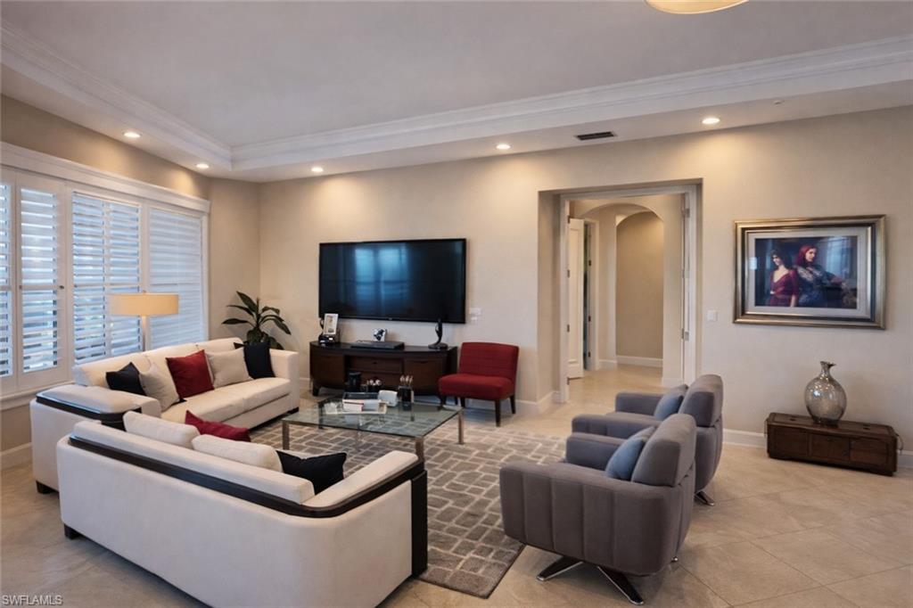 MARQUESA ROYALE - Residential Lease