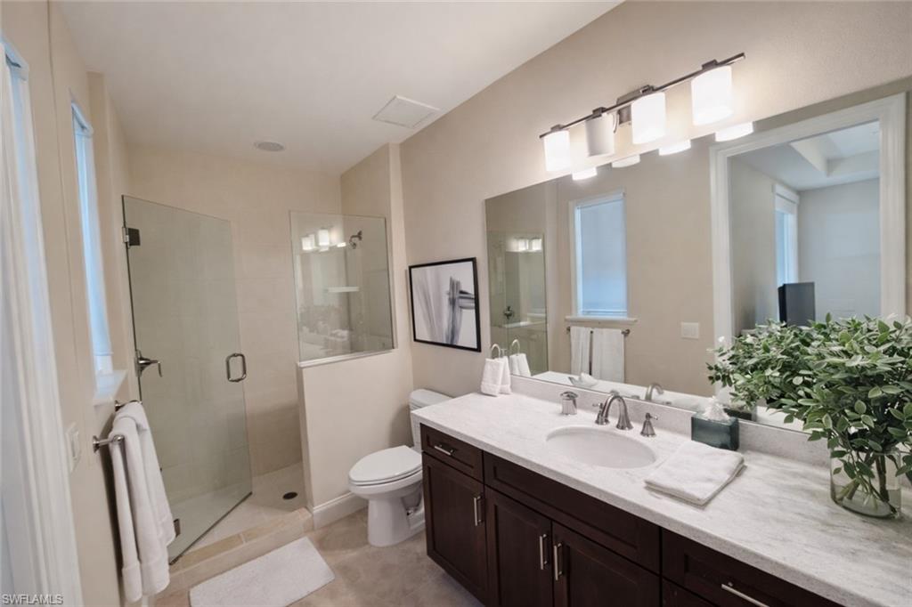 MARQUESA ROYALE - Residential Lease