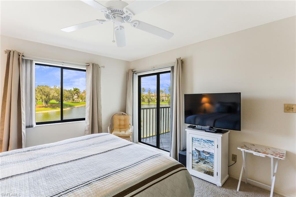 COUNTRY MANOR - Residential