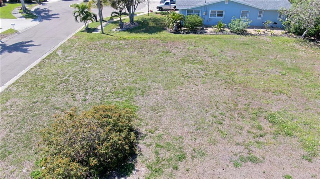 NORTH FORT MYERS - Land