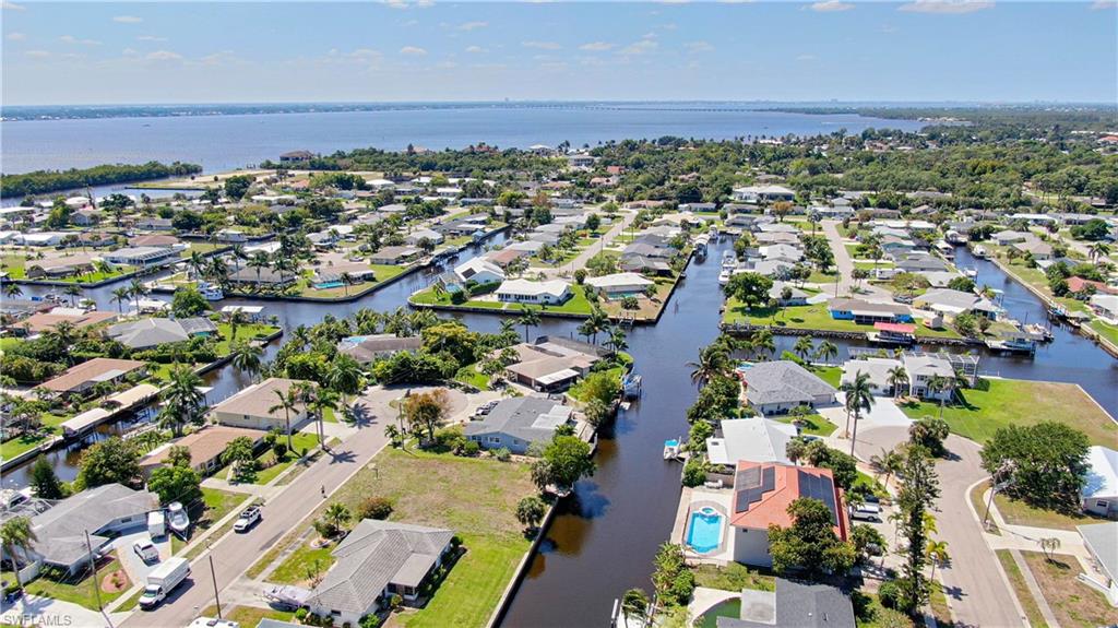 NORTH FORT MYERS - Land