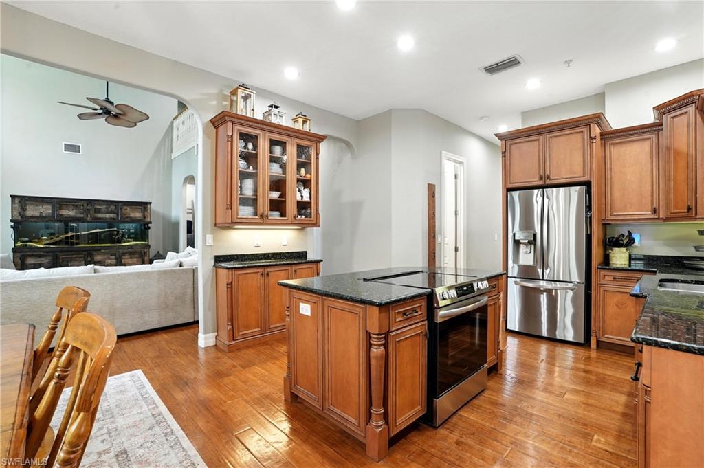 RIVERWIND COVE - Residential