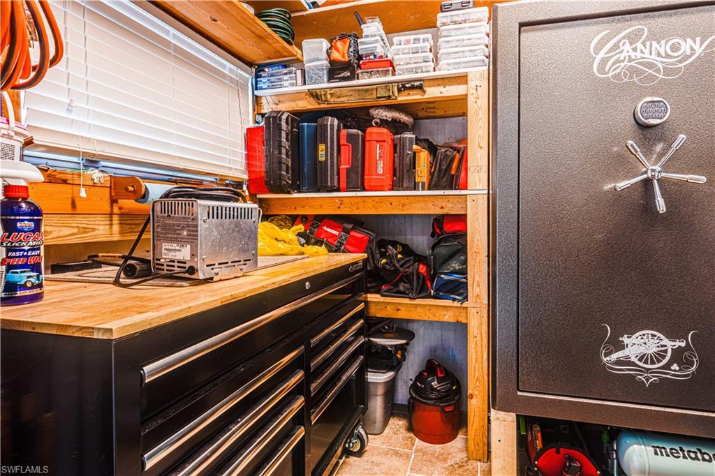 IMPERIAL WILDERNESS - Residential