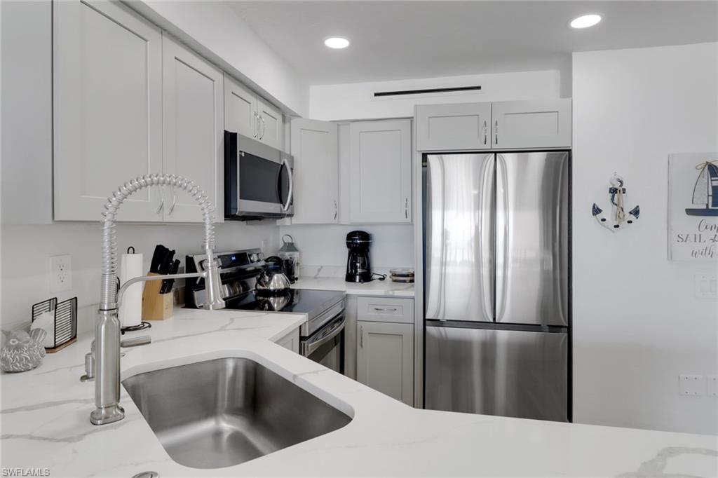 DOLPHIN WAY - Residential Lease