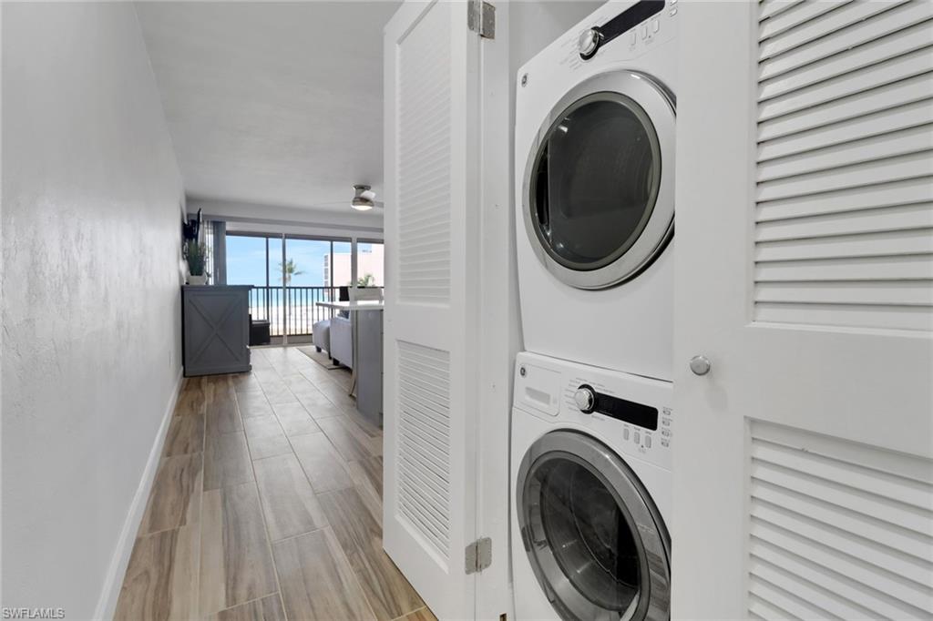 DOLPHIN WAY - Residential Lease