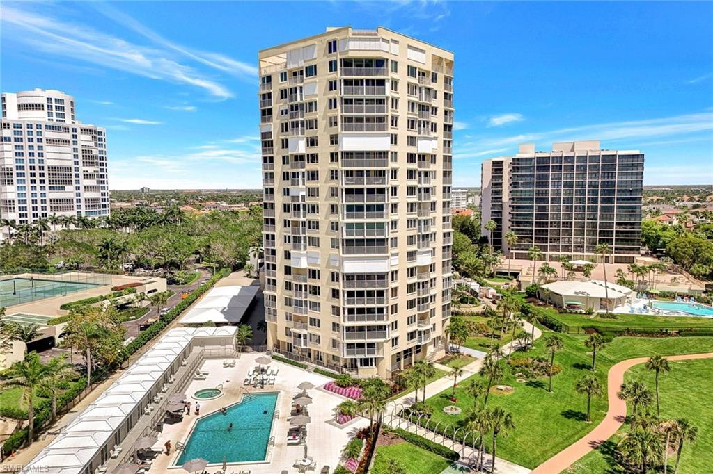 SAVOY - Residential Lease