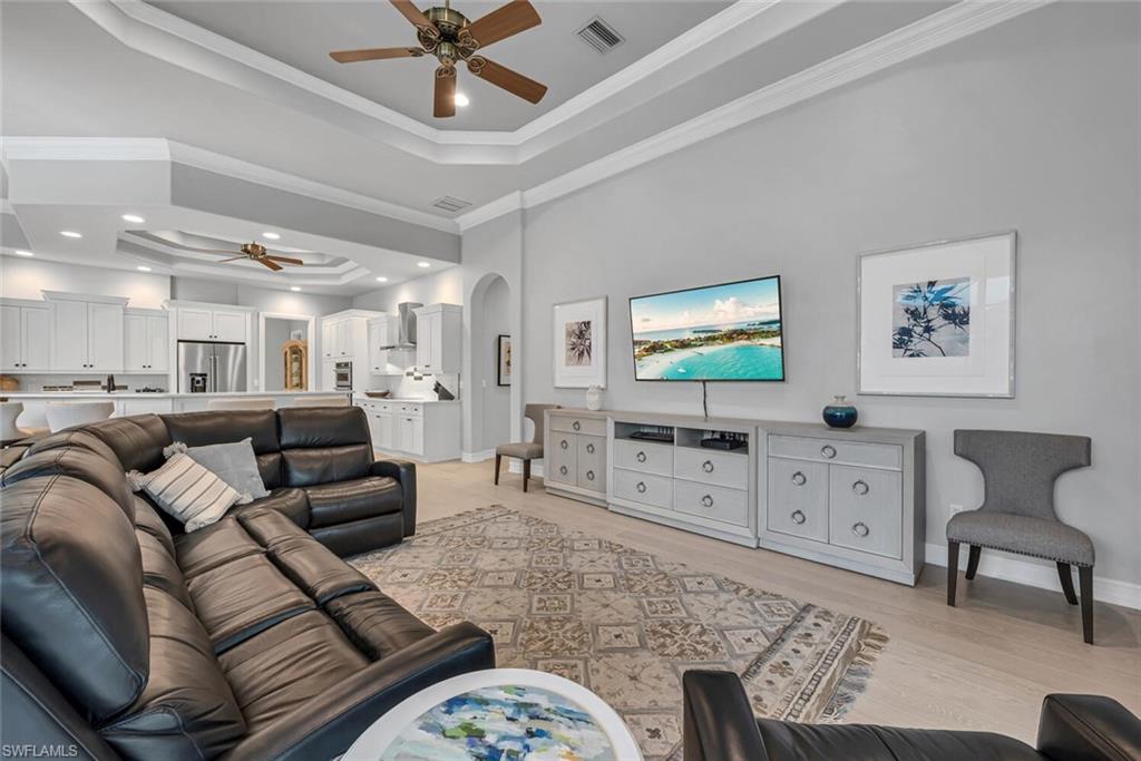 THE STRAND - Residential