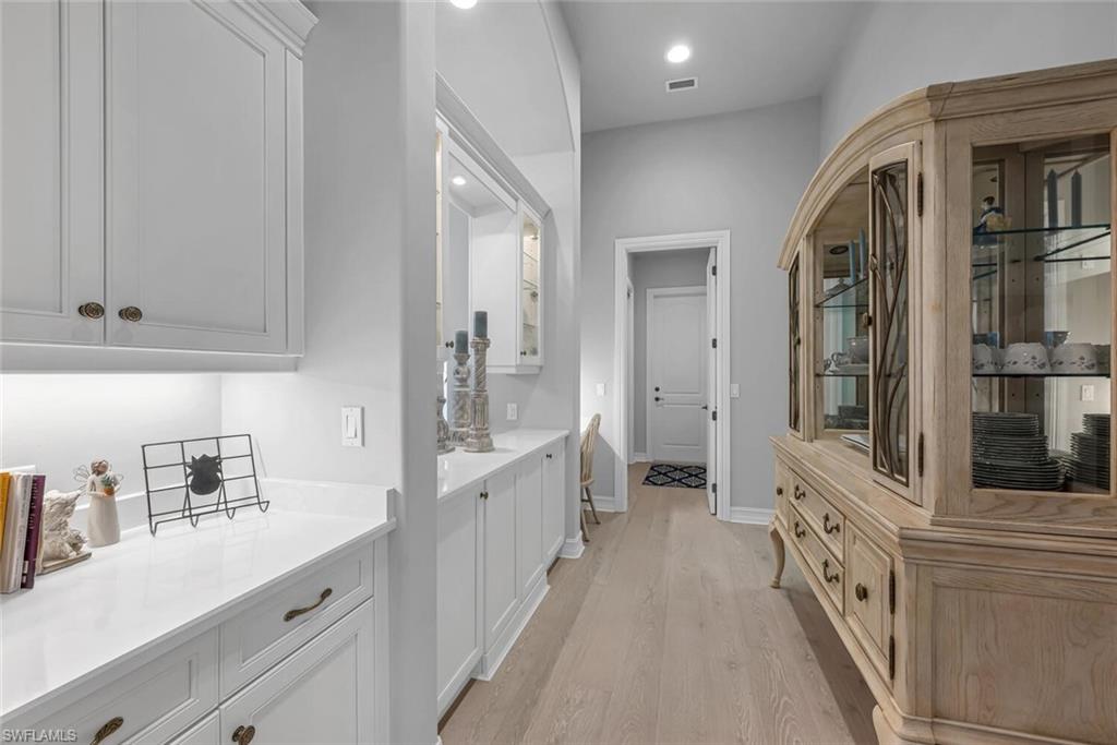 THE STRAND - Residential