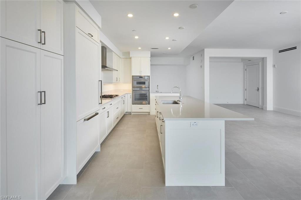 INFINITY AT THE COLONY - Residential