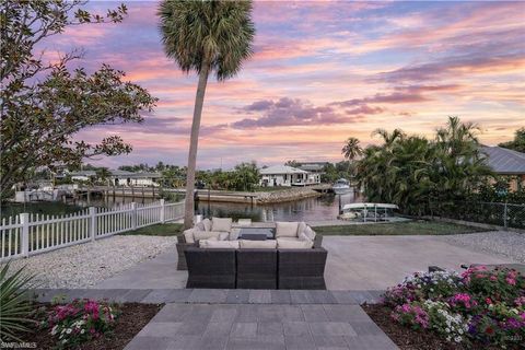 3461 Lakeview DR NAPLES FL 34112