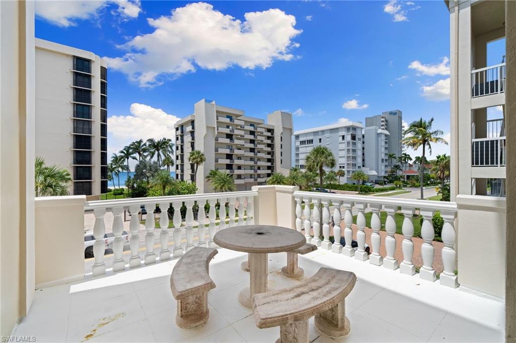 LA SCALA AT VANDERBILT BEACH - Residential