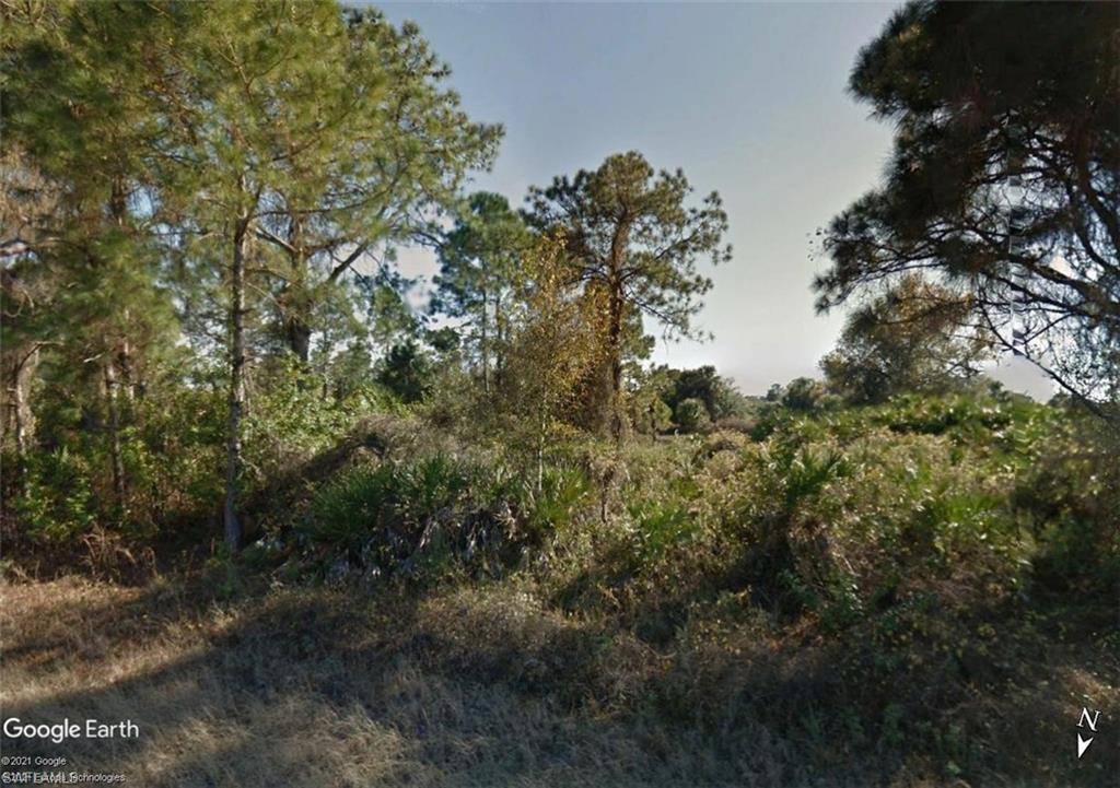 TWIN LAKE ESTATES - Land