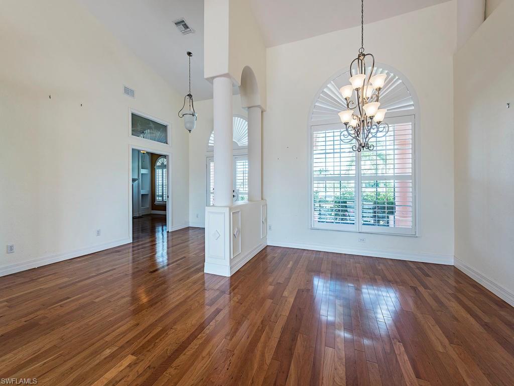 BELL VILLA - Residential