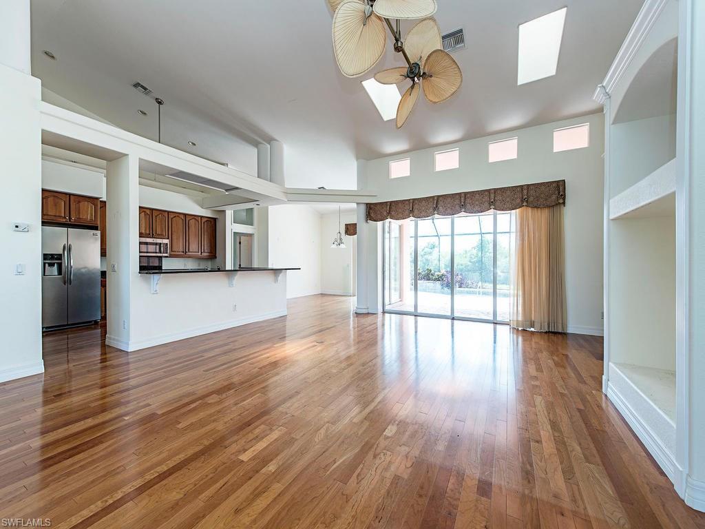 BELL VILLA - Residential