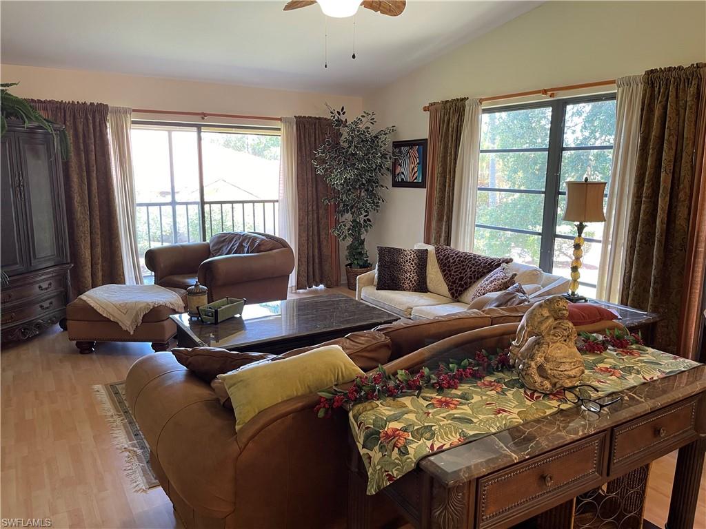 YACHTSMANS COVE - Residential