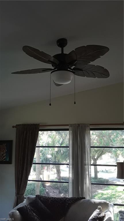 YACHTSMANS COVE - Residential