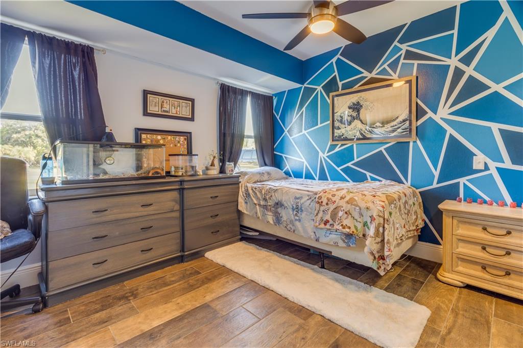 LELY TROPICAL ESTATES - Residential