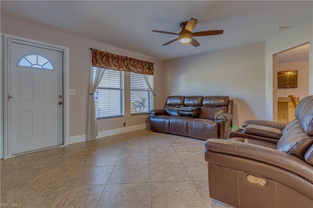 LELY TROPICAL ESTATES - Residential