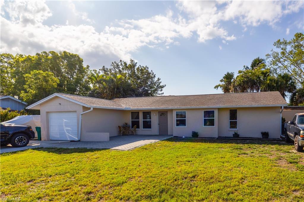 LELY TROPICAL ESTATES - Residential