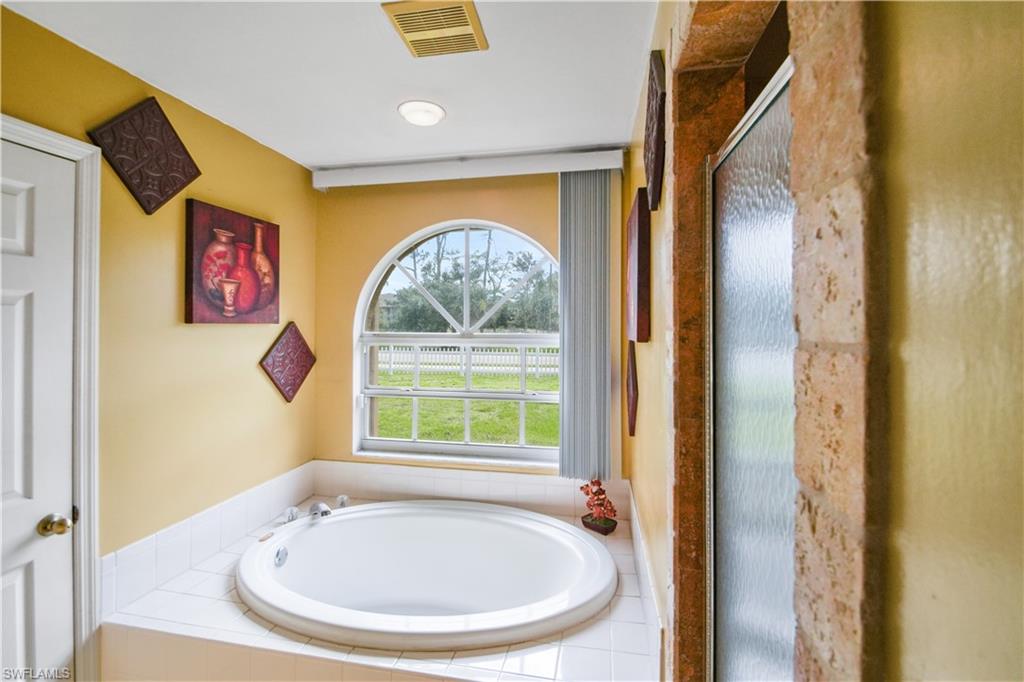 BONITA SPRINGS GOLF & COUNTRY CLUB - Residential