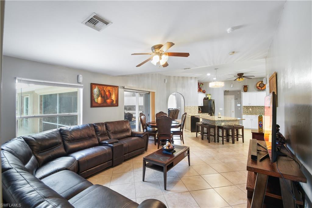 BONITA SPRINGS GOLF & COUNTRY CLUB - Residential