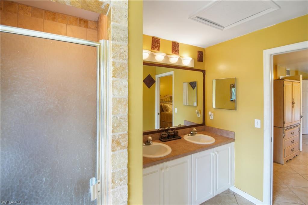 BONITA SPRINGS GOLF & COUNTRY CLUB - Residential