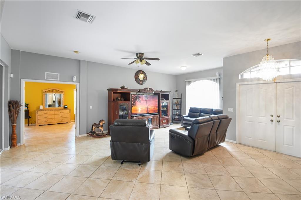 BONITA SPRINGS GOLF & COUNTRY CLUB - Residential