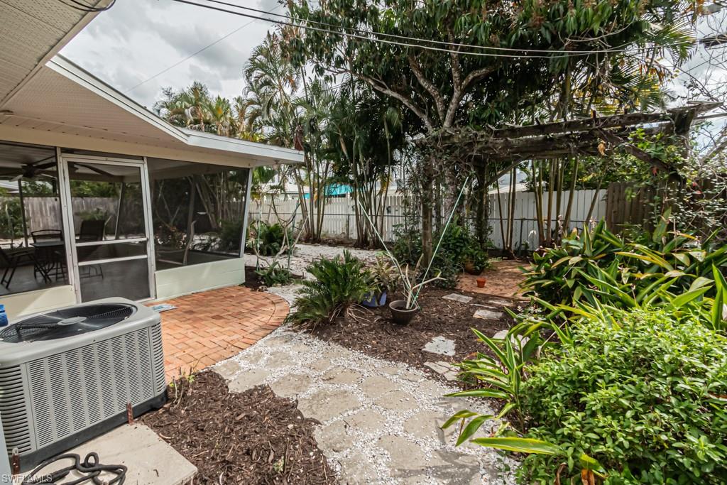 MCGREGOR GROVES - Residential