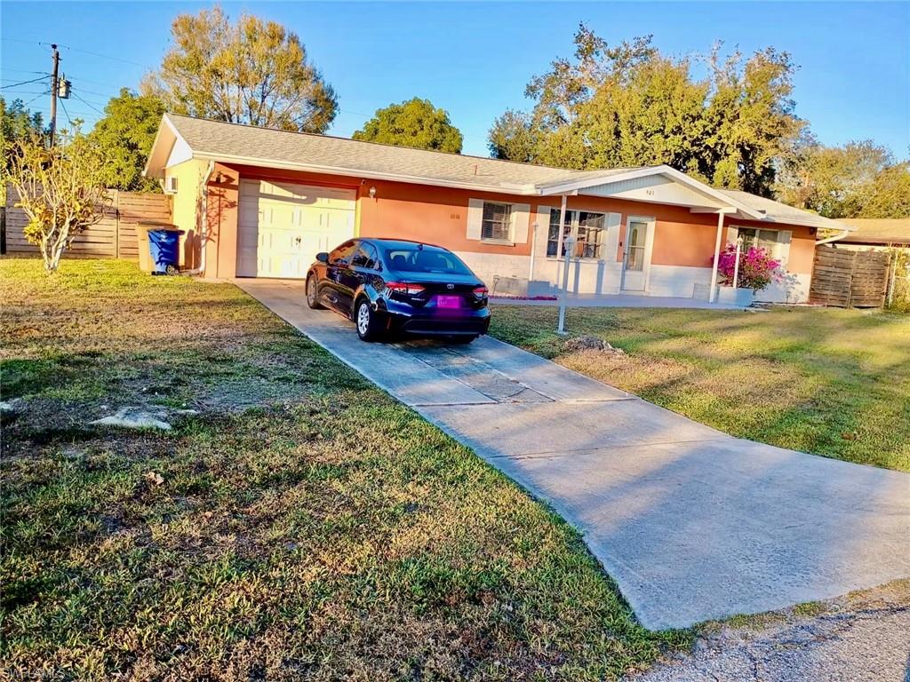 WILLOW LAKE - Residential